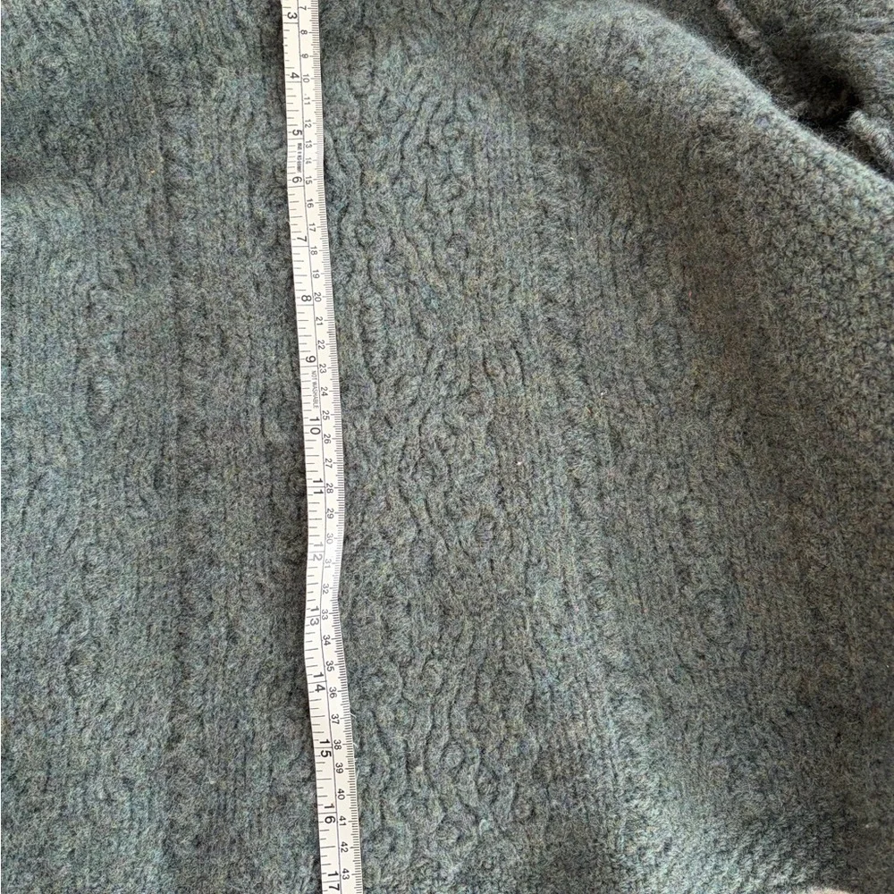 Aran Crafts 100% Merino Wool Cardigan - Made in Ireland - Picture 4 of 6
